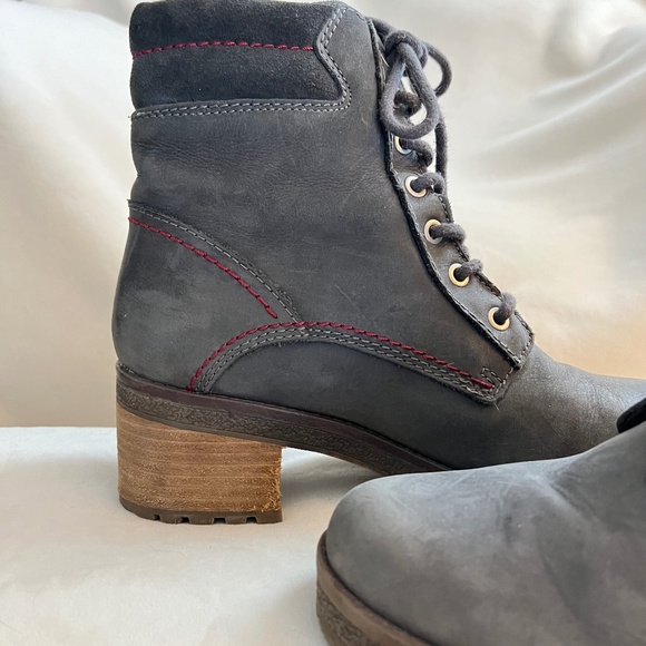 Cougar Danbury Boot Size 8 medium - Picture 6 of 15